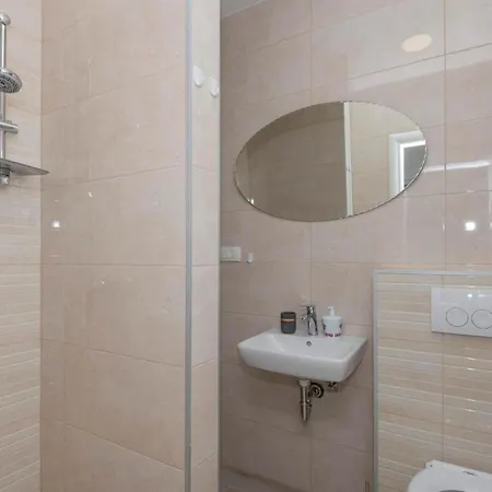 Σπίτι διακοπών Stunning In Vinjani Donji With Kitchen *